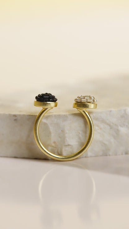 Two Dot Ring - Black and White